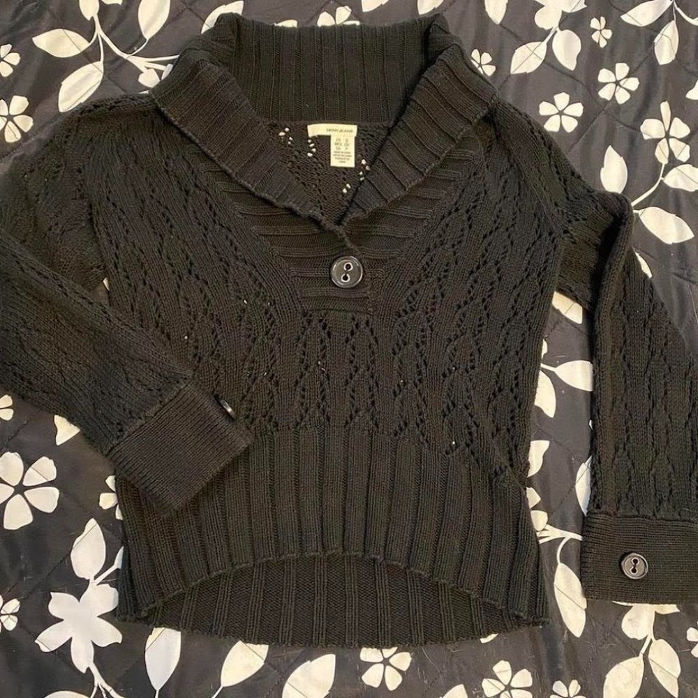 DNKY black y2k sweater
